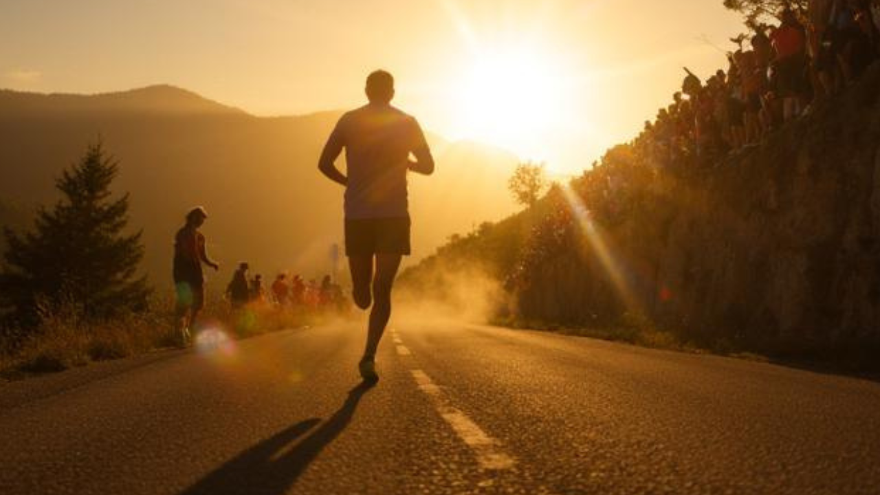 「乗り物に乗ってる?」箱根駅伝・青学大の大逆転優勝!4代目「山の神」黒田選手の激走と原監督の緻密な戦略、亡き友への想いを徹底分析