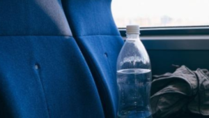 新幹線自由席で「トイレの隙に席を奪われた」？親として考えたい公共マナーと「離席リスク」の現実