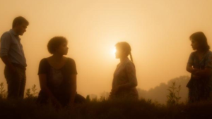 【緊急解説】高市首相の電撃解散に芥川賞作家が「働かない」と猛烈批判！ネットの賛否と子育て世代への影響を分析